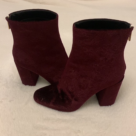 Jessica Simpson heel boots size 8 1/2 - Picture 4 of 4